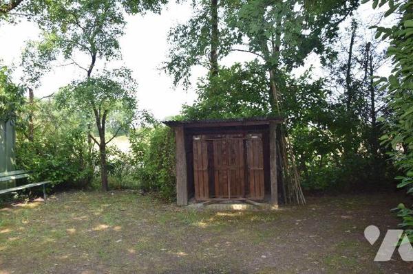 MARTIGNE SUR MAYENNE- En campagne, superbe étang poissonneux d'environ 6.500m² sur 1.65 hectare...