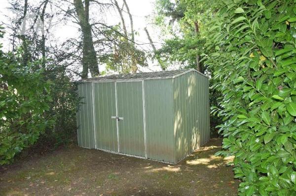 MARTIGNE SUR MAYENNE- En campagne, superbe étang poissonneux d'environ 6.500m² sur 1.65 hectare...