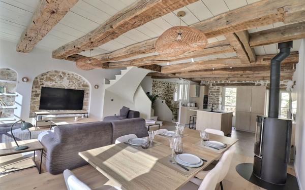 Maison à vendre    5 pièces • 160 m2 Auray