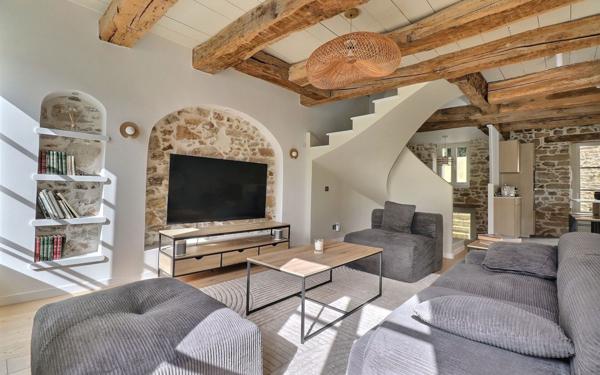 Maison à vendre    5 pièces • 160 m2 Auray