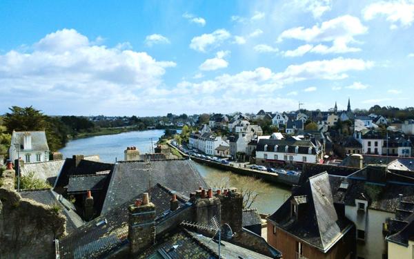 Maison à vendre    5 pièces • 160 m2 Auray