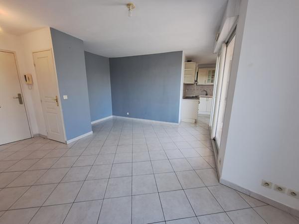 Appartement Hyères T2- 39.45m² - Balcon - Stationnement