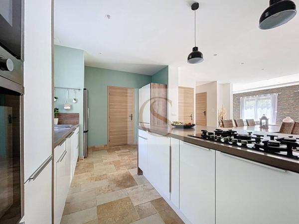 Maison à vendre 5 pièces de 142 m²