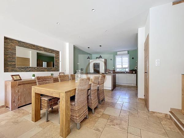 Maison à vendre 5 pièces de 142 m²