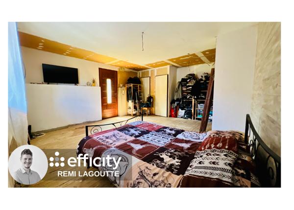 Maison
         7 pièces
        - 177 m² 215 000 € *