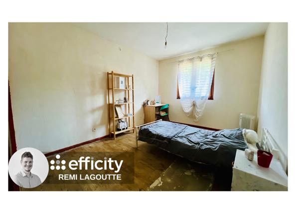 Maison
         7 pièces
        - 177 m² 215 000 € *
