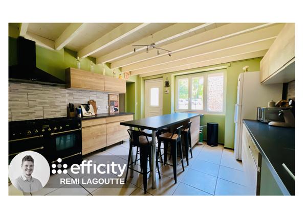 Maison
         7 pièces
        - 177 m² 215 000 € *