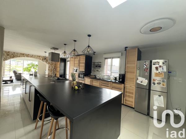 Maison à vendre 9 pièces 360 m² Montfort-le-Gesnois