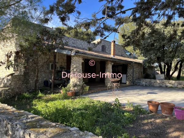 Maison à vendre 10 pièces de 250 m²