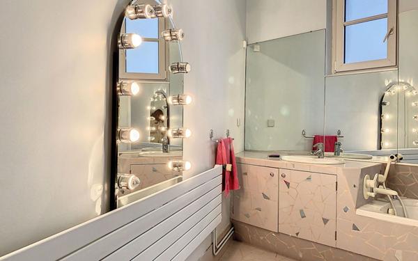 Appartement à louer    1 pièce •  Tours