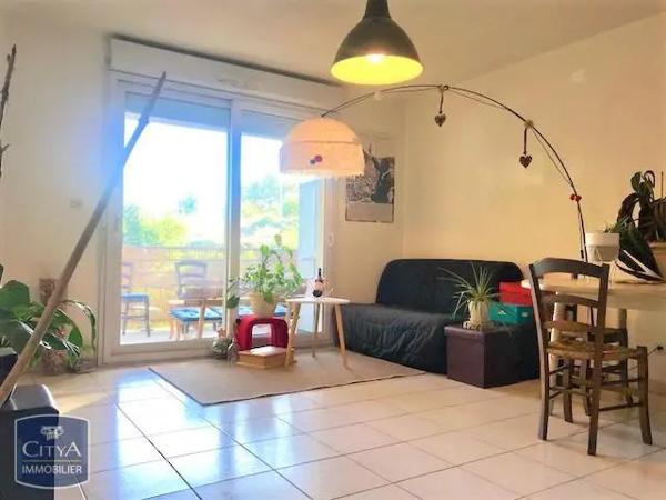 Appartement à louer 3 pièces 69.14m²