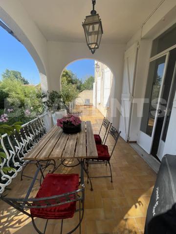 maison/villa 9 pièce(s) 331 m2