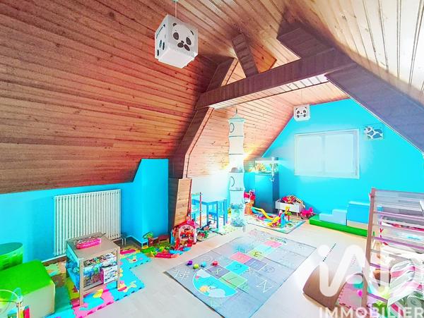 Maison à vendre 7 pièces 195 m² Châteauneuf-en-Thymerais