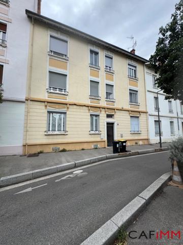 VILLEURBANNE-T3-71m²-Garage