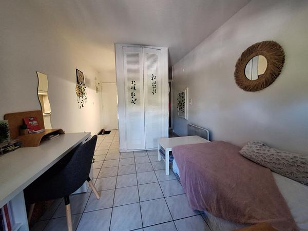 STUDIO meublé Aix La Parade de 14 m2