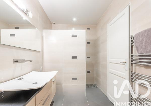 Maison à vendre 15 pièces 1 m² Villeneuve-le-Comte