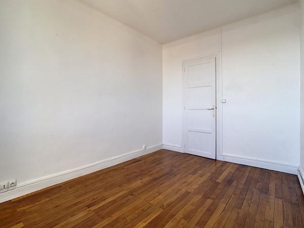 LYON 6e/ Appartement 4 pièces 104 m2 avec balcon + garage