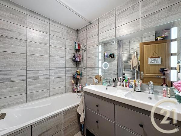 Appartement F2 à vendre  3 pièces - 52,83 m2 CANNES LA BOCCA - 06