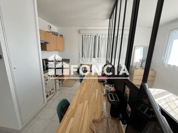 Location Studio meublé 31.74 m² - 142 RUE HENRI VENIARD St Georges Des Groseille 61100