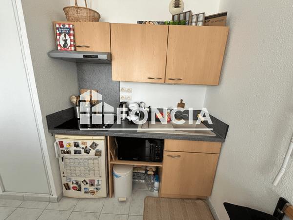 Location Studio meublé 31.74 m² - 142 RUE HENRI VENIARD St Georges Des Groseille 61100