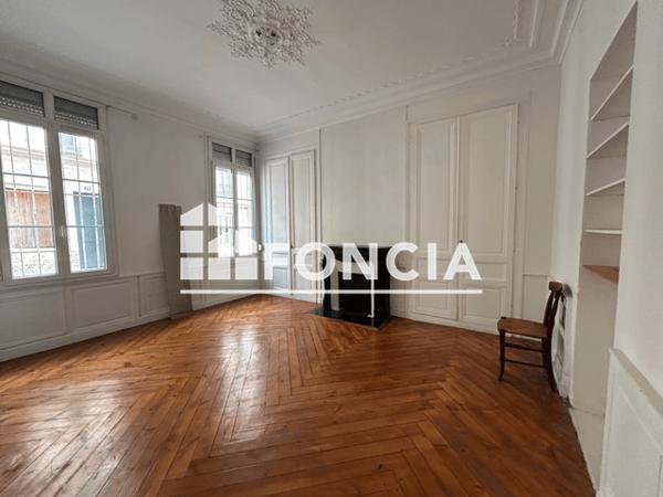 Location Appartement 2 pièces 54.86 m² - 5 RUE CHAMP DES OISEAUX Rouen 76000