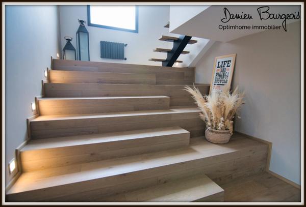 Propriété d’exception entièrement rénovée – 290 m² de surface utile sur une parcelle de 900 m²