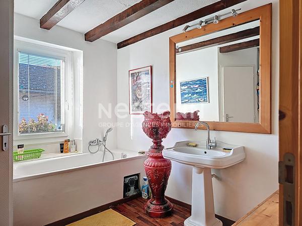 Maison de caractère 62.62 m2 T3/4 - Aix Les Bains au coeur du quartier de Saint Simond