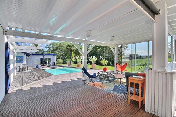 A vendre - Maison de famille - Bidart avec piscine et jardin