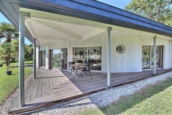 A vendre - Maison de famille - Bidart avec piscine et jardin