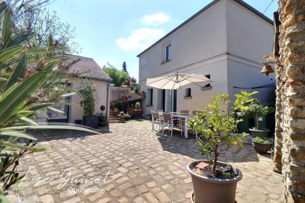 MAISON 4 CHAMBRES + STUDIO INDÉPENDANT + GARAGE