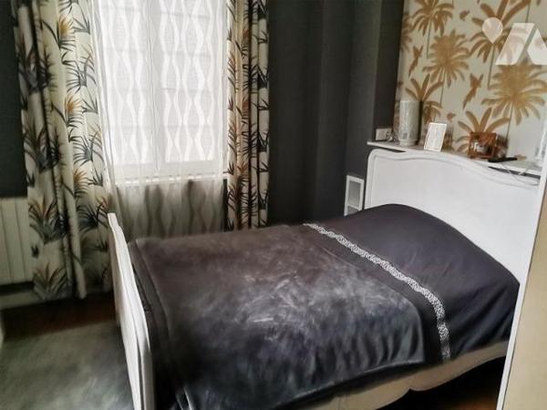 Maison centre ville, 4 chambres, terrain 400m²