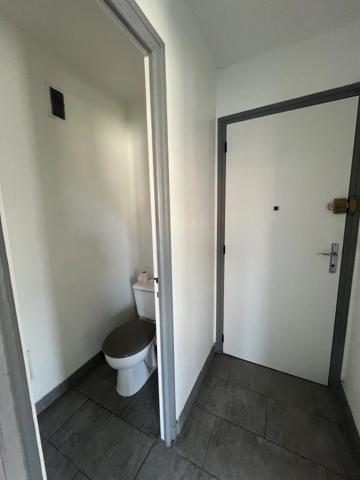 Vente                                                      Appartement
                        
                     2 pièces                      50 m2                     à Perpignan