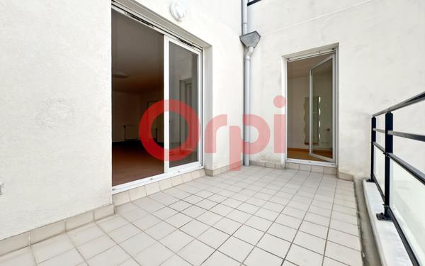 Appartement à vendre    3 pièces • 73,50 m2 Lyon 8