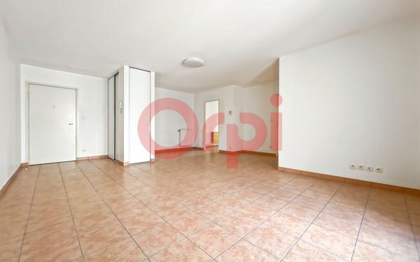 Appartement à vendre    3 pièces • 73,50 m2 Lyon 8