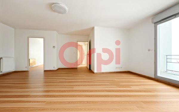 Appartement à vendre    3 pièces • 73,50 m2 Lyon 8