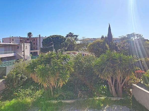 Appartement Sanary Sur Mer 4 pièces - La Baou