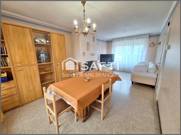 Maison de semi plain pied 3 chambres, grand jardin garage et stationnement privatif