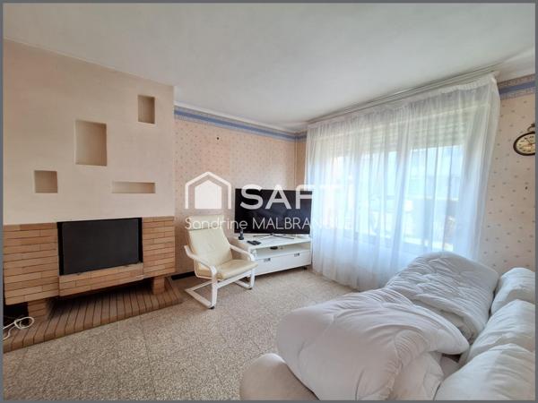 Maison de semi plain pied 3 chambres, grand jardin garage et stationnement privatif