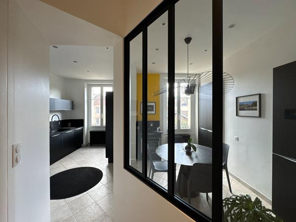 Appartement - 5 pièces - 154 m²