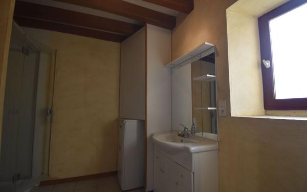 Maison à vendre    4 pièces •  Donzy