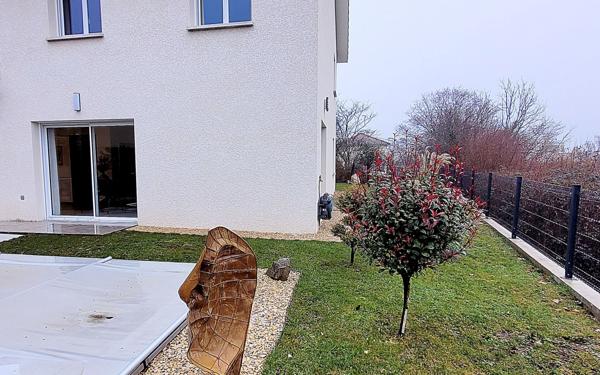 Maison à vendre    5 pièces • 114 m2 Péron