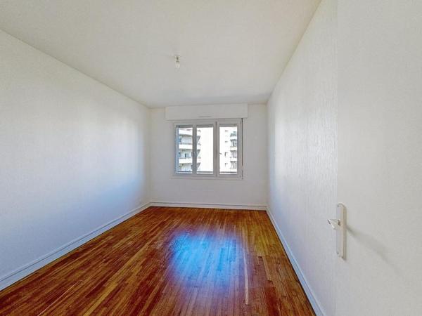 LORIENT : Bel appartement entièrement rénové