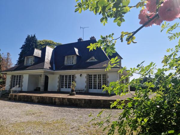 ARCHITECTURE ELEGANTE ET SITUATION EXCEPTIONNELLE... Pontivy (56300)