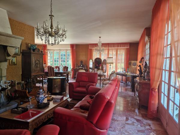 ARCHITECTURE ELEGANTE ET SITUATION EXCEPTIONNELLE... Pontivy (56300)