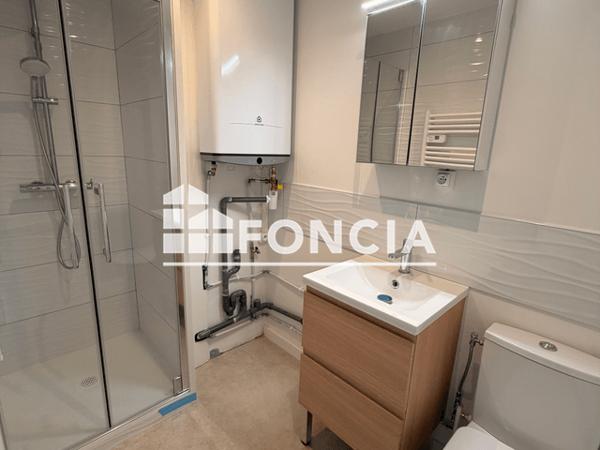 Location Studio 26 m² - 41/43 RUE DU GENERAL BORDAS Talence 33400