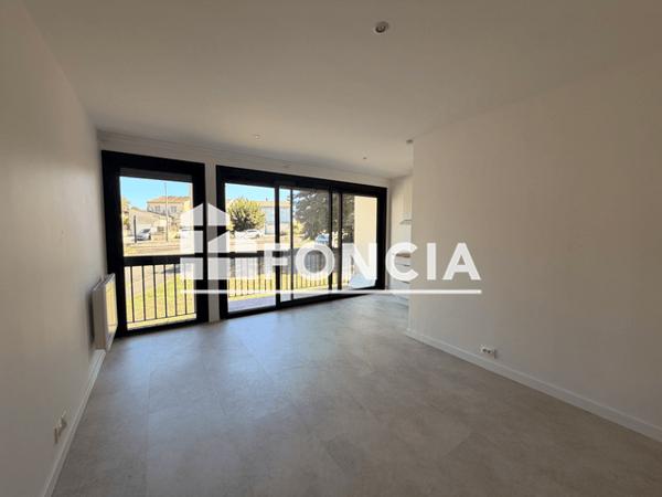 Location Studio 26 m² - 41/43 RUE DU GENERAL BORDAS Talence 33400
