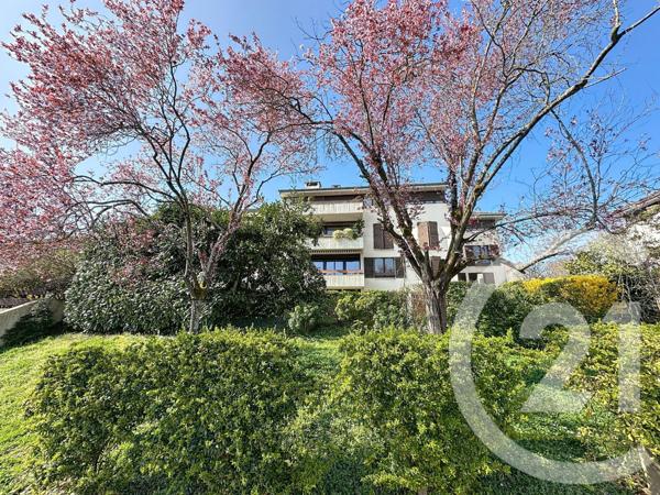 Appartement à vendre  5 pièces - 107,22 m2 NOISY LE ROI - 78