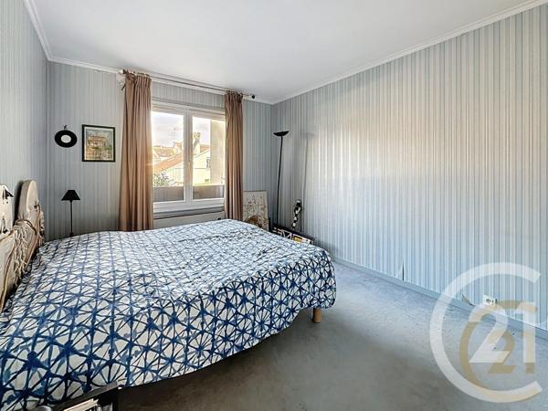 Appartement à vendre  5 pièces - 107,22 m2 NOISY LE ROI - 78