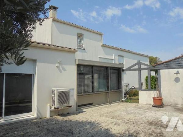 Périgny, Villa, Charentes Maritimes (17)

Villa très lumineuse au calme d'une impasse à Périgny...