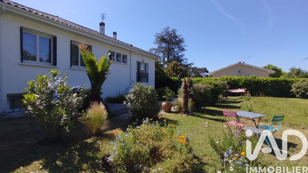 Maison à vendre 6 pièces 150 m² Le Taillan-Médoc